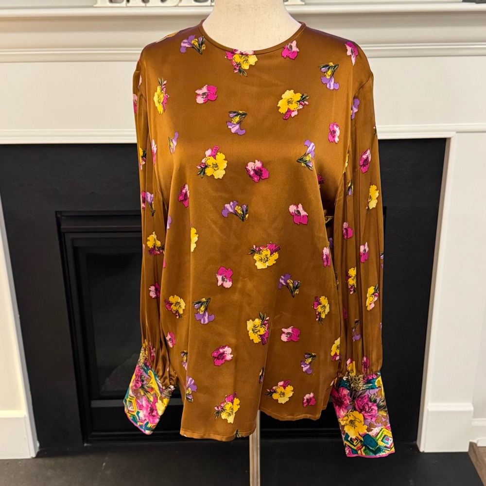 Rickie Freeman for Teri Jon Silk Floral Blouse | Statement Cuff Top